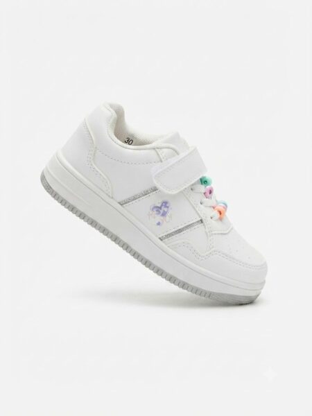 Baskets-Enfant Blanches à Scratch – Élégantes, Confortables et Faciles à Enfiler