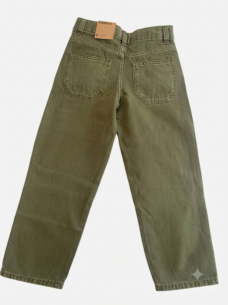 Kiabi- Pantalon garçon en jean coupe droite – Disponible en deux couleurs – Image 6